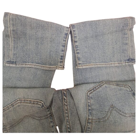 NWT Levi’s 501 Original Fit Men’s Jeans - Light Wash - Multiple Sizes - Picture 6 of 13